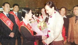 健康卫士报告团凯旋