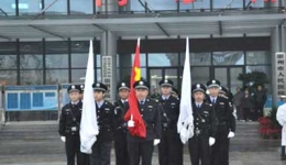 我院崇州分院（崇州市人民医院）举行首次升旗仪式