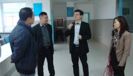香港品质管理协会主席在崇州分院进行工作调研