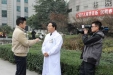 中央电视台“走基层”栏目组聚焦我院一对一培训基层医务人员