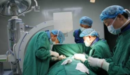 崇州分院心内科成功植入首例心脏永久起搏器