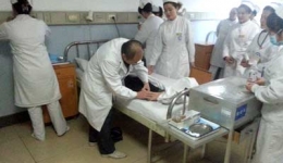 温江分院再次组织护理应急预案演练