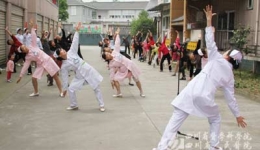 崇州分院到社区开展“天使与百姓心连心”义诊宣教