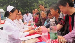 延续医疗走进社区 为居民提供贴心服务