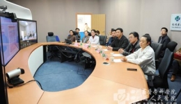 我院通过远程平台举办庆“三·八”国际妇女节粉蓝丝带活动