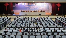 我院护理部成功举办2012护理管理高峰论坛