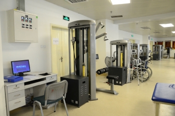 等速肌力训练仪