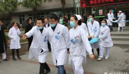 温江分院开展2015年冬季消防灭火及疏散应急演练