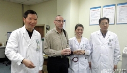 法国心脏磁共振专家来我院放射科交流