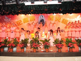 授帽仪式