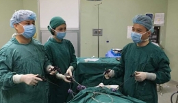 器官移植中心成功开展全腹腔镜胰十二指肠切除术