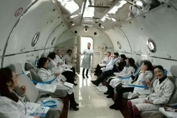 高压氧舱治疗