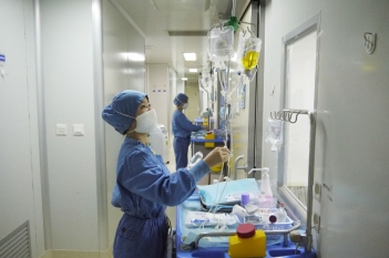 整洁的层流病房