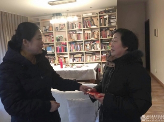 院领导春节走访慰问