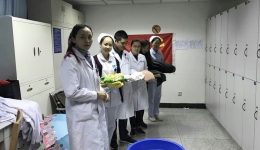 呼吸科党支部组织募捐过冬物资扶贫活动