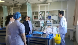 车祸无情，用爱为你撑起一片天