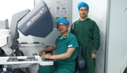 王东主任参加CUA2017全国微创泌尿外科专题会议并做手术表演