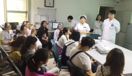 血管·甲状腺外科党支部联合延续护理中心举办“甲状腺包块的治疗与护理”讲座