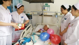 烧伤科举行“六·一”儿童节庆祝活动