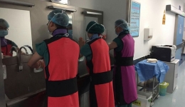 手术室护理团队为我院2名地震伤员手术保驾护航