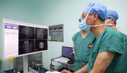 我院骨科手术迎来机器人时代 误差仅0.8毫米