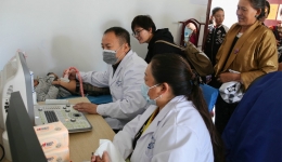 四川超声专家再赴西藏战“虫癌”  向党的十九大献礼