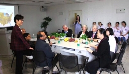 国际著名肾脏病团队访问我院肾脏内科