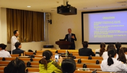 美国密歇根大学医院呼吸与危重症医学科、放射科教授来院学术访问