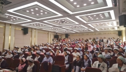 护理部举办2017年度全院护理论文报告会