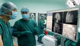 我院牵头成立的国家骨科手术机器人应用中心正式启动运营