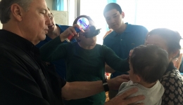 美国Dean McGee眼科医院专家来我院教学示范交流