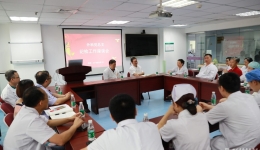 黄凤兴书记到外科党总支召开纪检工作座谈会