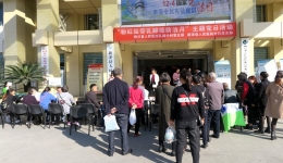 乳腺外科党支部到新津开展“粉红丝带乳腺癌防治”宣传月主题党日活动