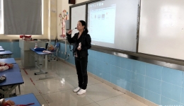 新生儿监护室儿童健康安全系列公益课堂走进金沙