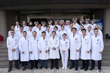 整形外科医生研究生规培生合影