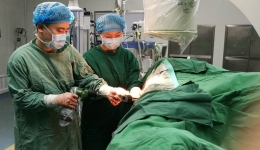 崇州分院成功为102岁患者开展骨折内固定手术