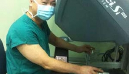 泌尿外科王东成为四川省首位在全球注册的达芬奇医生
