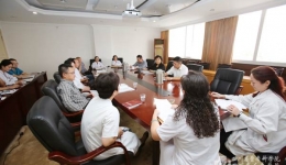 院党委书记祝春秀主持召开党群部门负责人座谈会