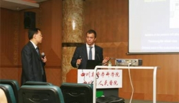 意大利心外科专家来院讲学