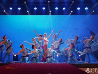 2018春晚-舞蹈《年年有鱼》（团委-青年舞蹈队）