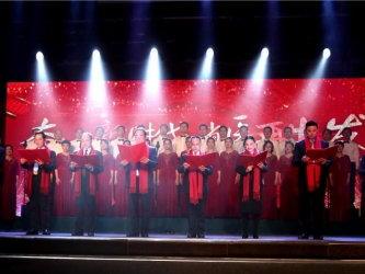 2019春晚-大合唱《我和我的祖国》诗朗诵《改革开放四十年 奋进中的省医》（院领导、中层干部代表）