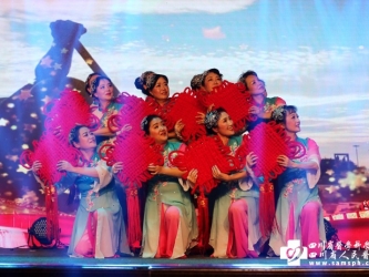 2019春晚-舞蹈《共圆中国梦》（离退休老年舞蹈队）