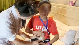 我院为“走出大山看世界”公益游学活动提供医疗保障