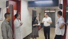邓绍平院长到临床技能培训中心调研