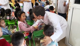 我院爱牙日健康活动走进幼儿园