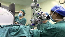 以患者利益为重  眼科成立急诊玻璃体切除术小组