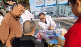 集团资阳医院与省医院专家在资阳举行世界卒中日义诊