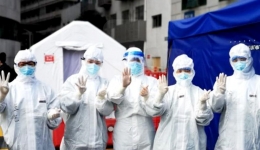 共克时艰,同心筑梦——致敬发热门诊抗疫最美护士