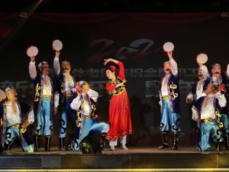 2020春晚-歌伴舞《阿拉木汗》（离退休部合唱团）