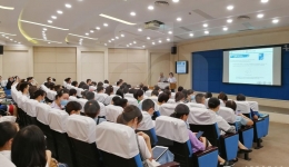 药学部举办2019年度论文报告会
